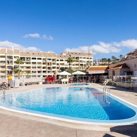 Home2Book Pool & Relax The Heights, Los Cristianos *