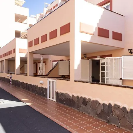 Home2book The Heights Cristianos, Pool Apartment